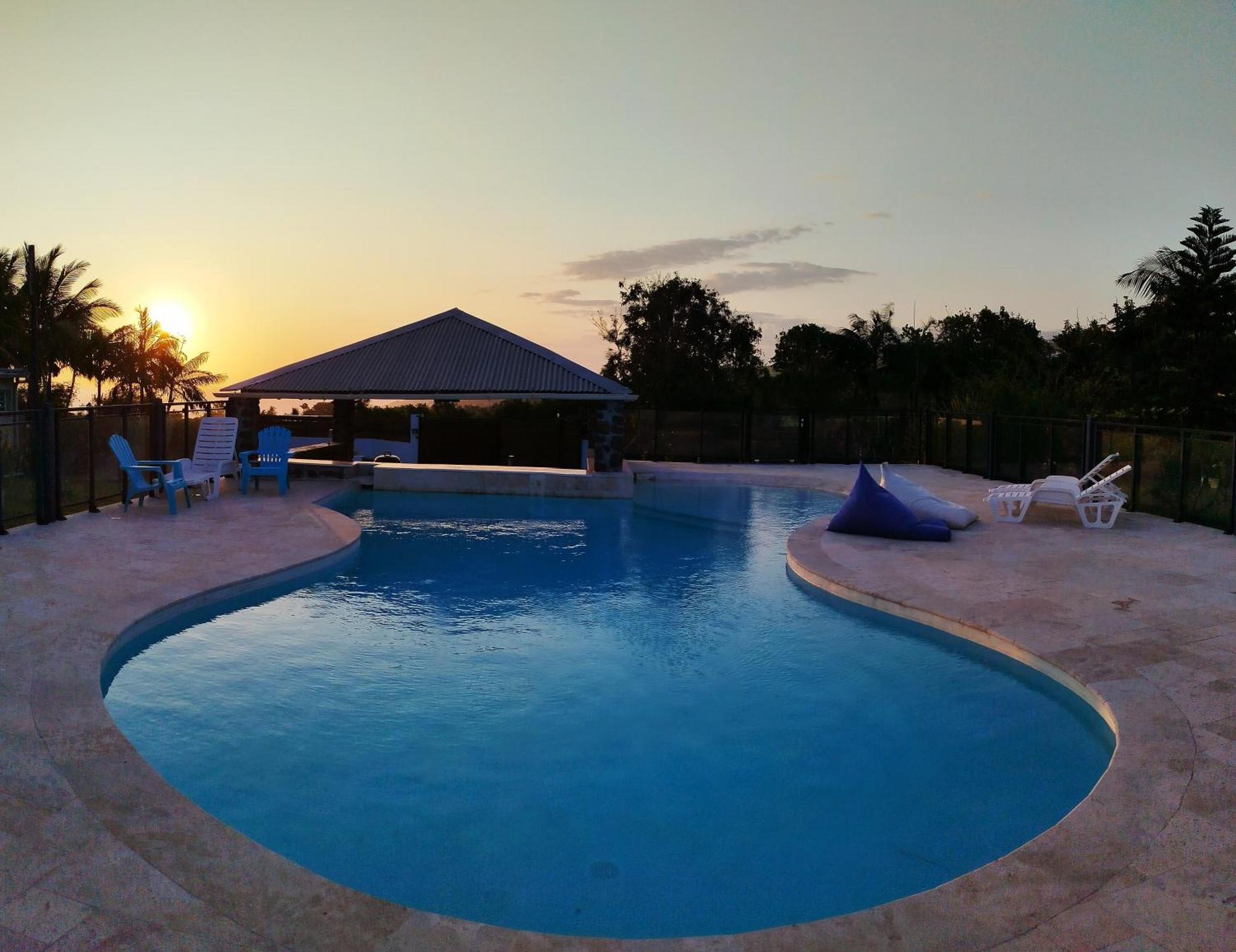 Maison Les Cocotiers De Plaiz'Anse Villa Petite Île Buitenkant foto