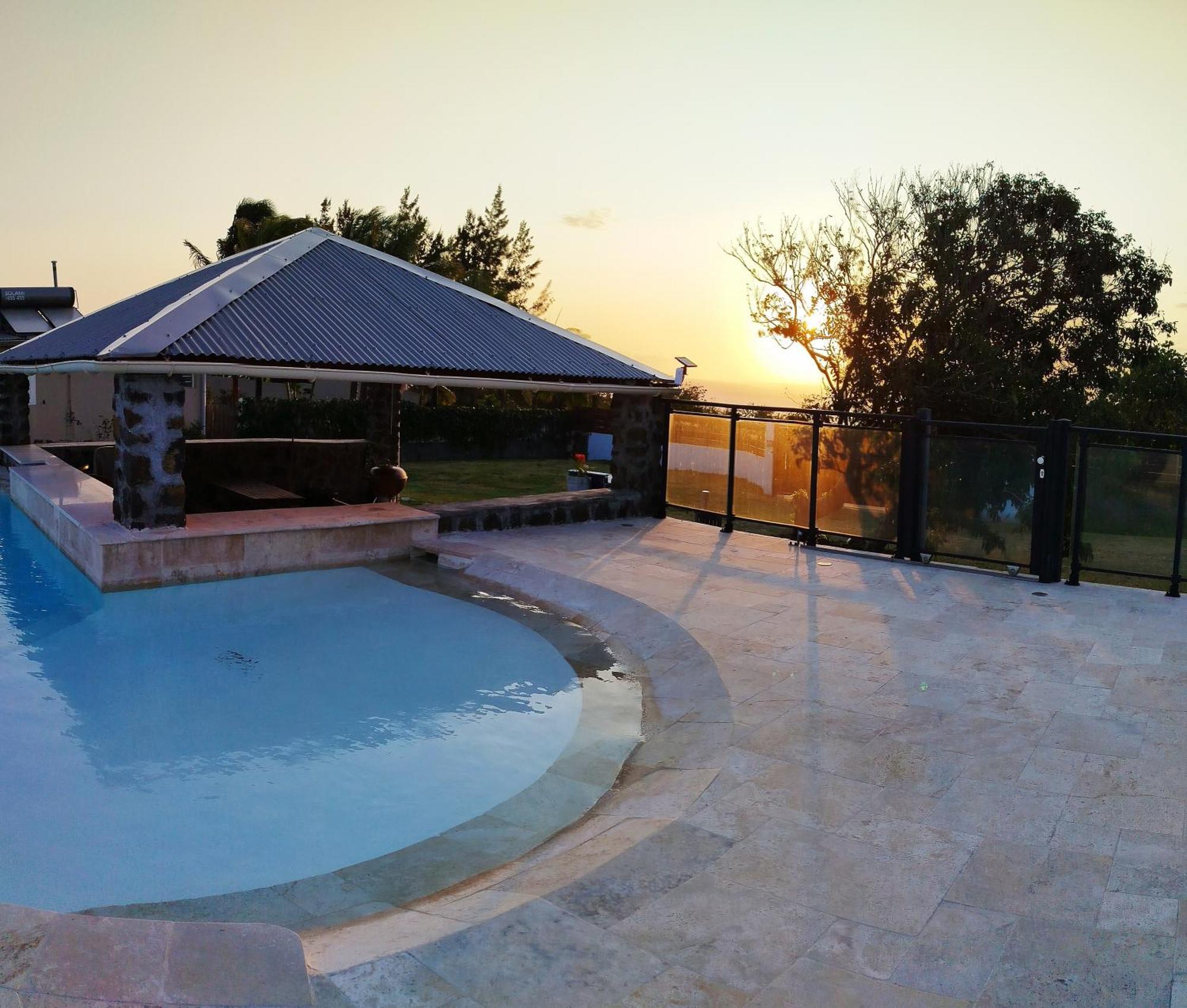 Maison Les Cocotiers De Plaiz'Anse Villa Petite Île Buitenkant foto