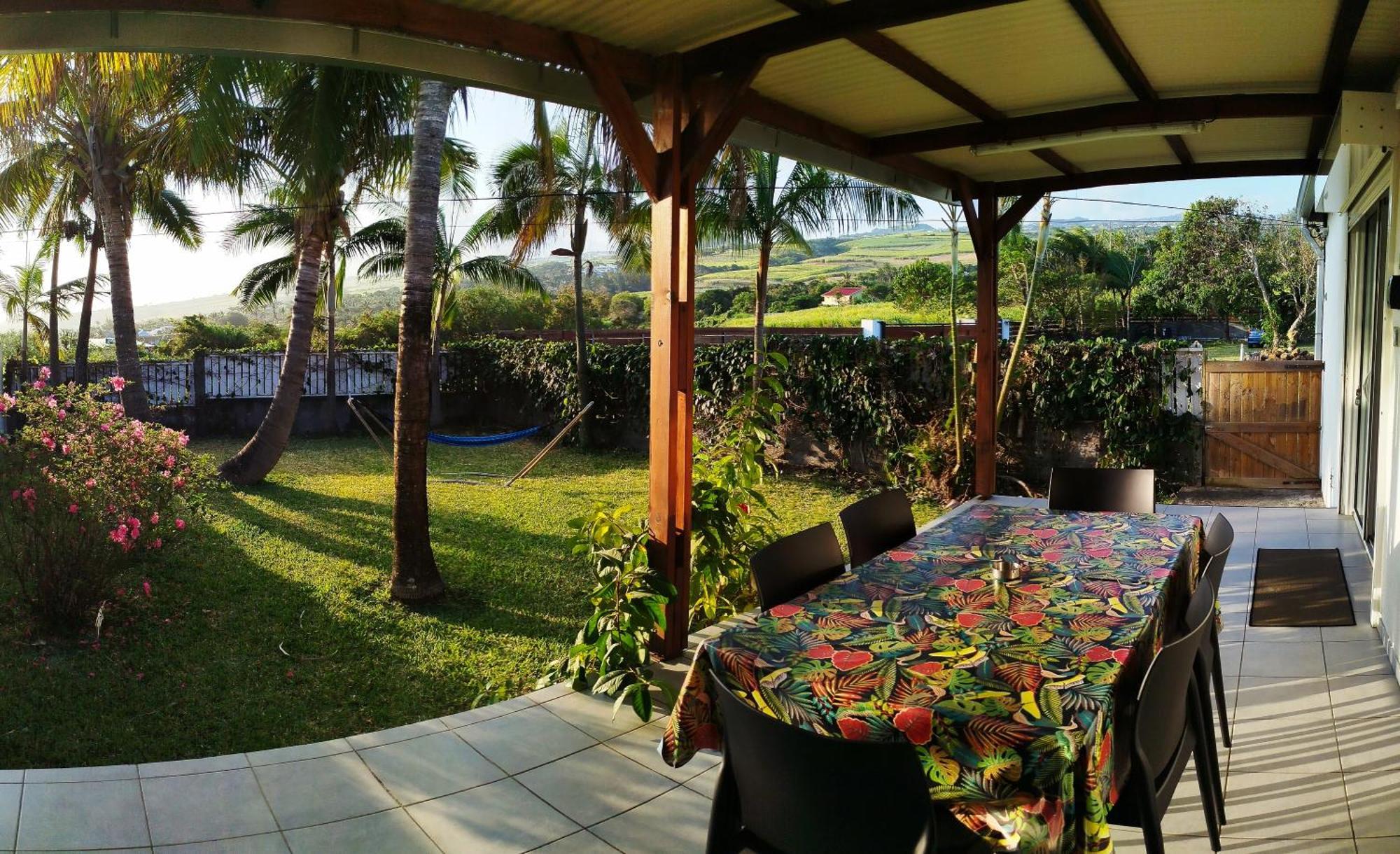 Maison Les Cocotiers De Plaiz'Anse Villa Petite Île Buitenkant foto